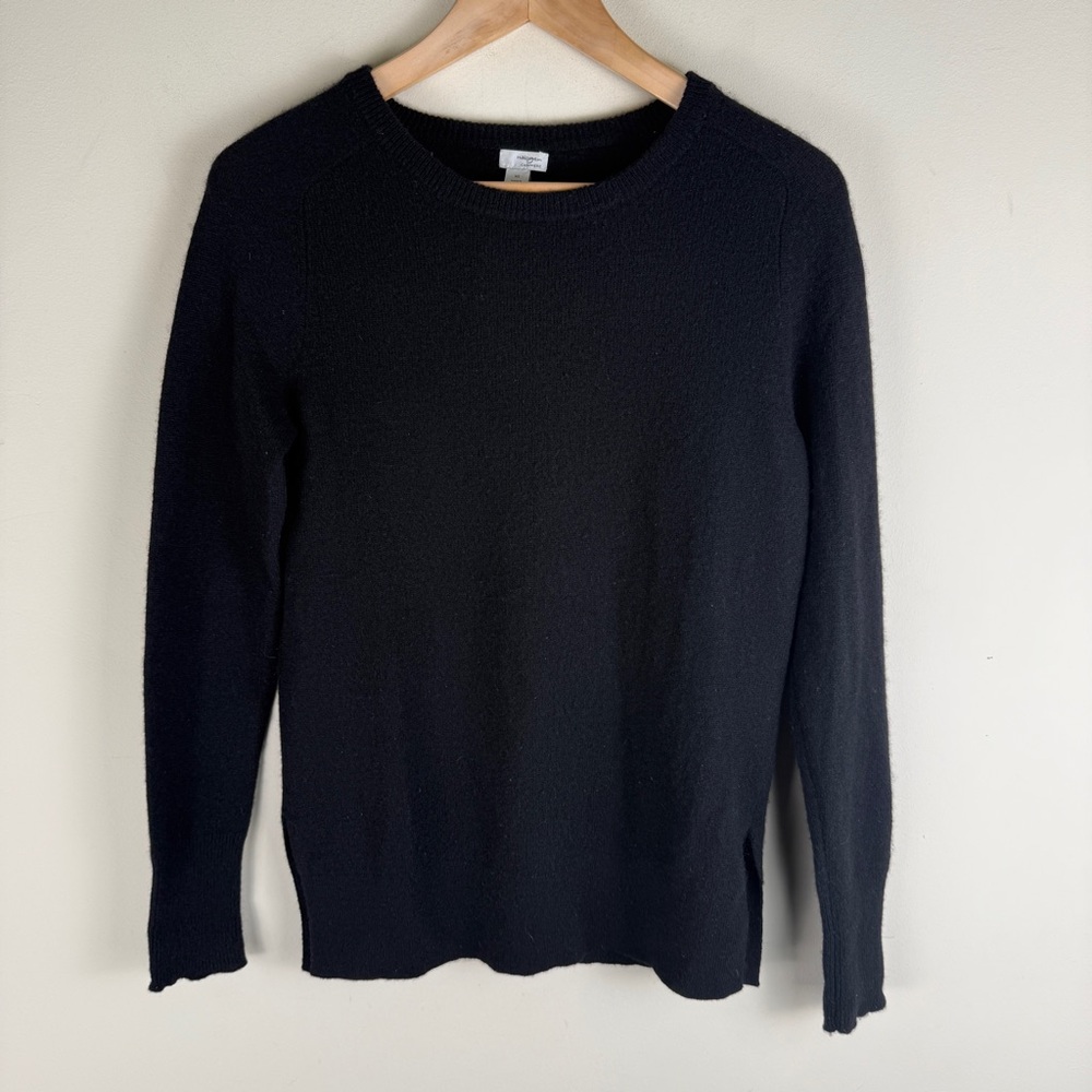 Halogen Sweater Women's XS Black 100% Cashmere Crew Neck Long Sleeve Pullover